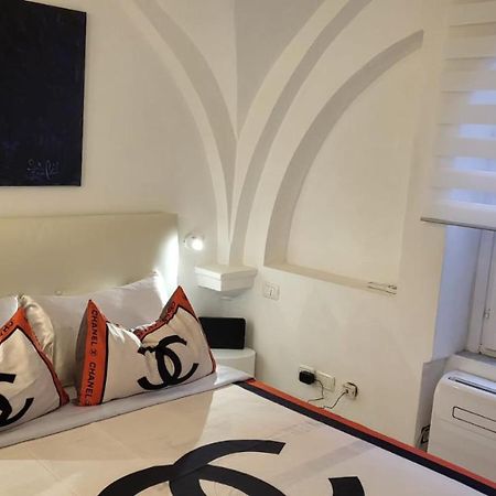 The White Colisseum Apartment Rome Bagian luar foto