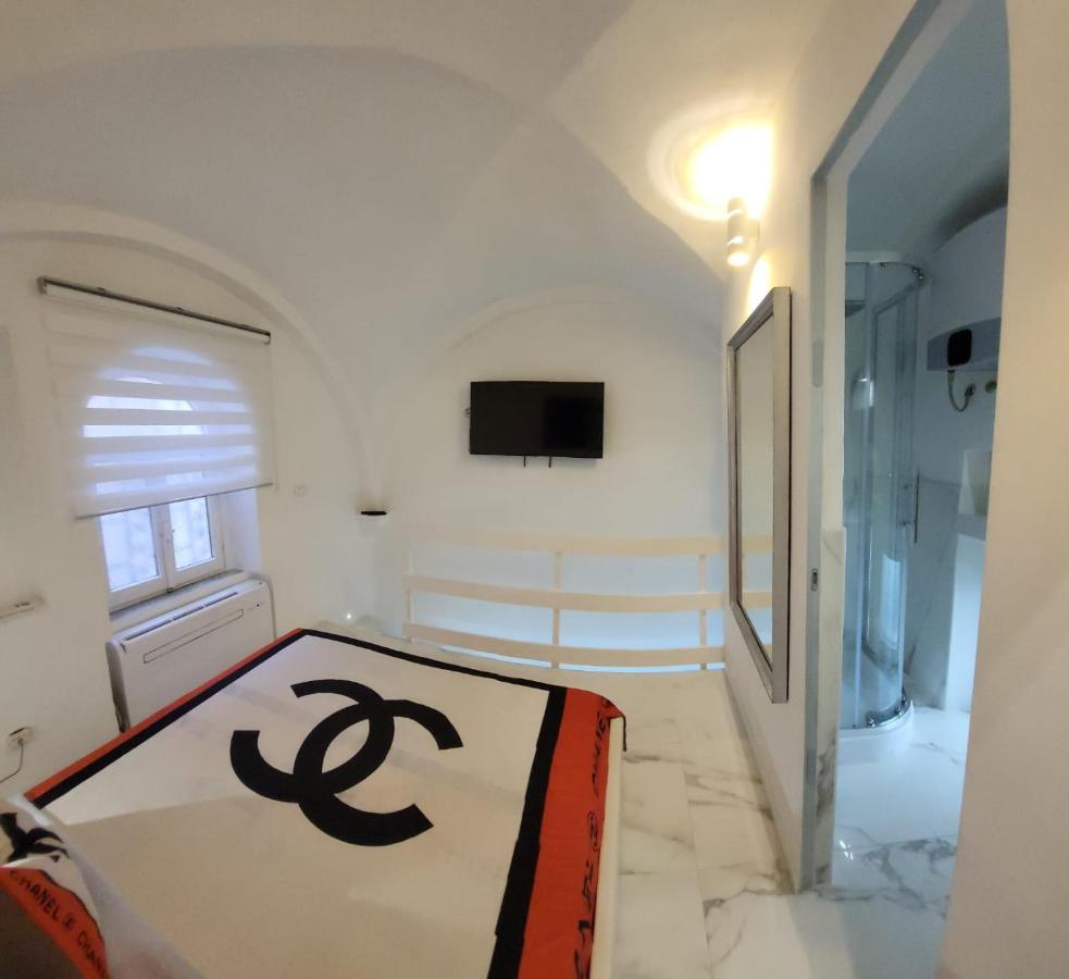 The White Colisseum Apartment Rome Bagian luar foto